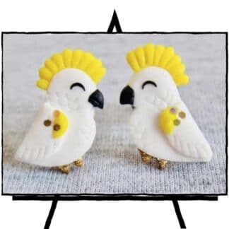 image of cockatoo sculpted in clay